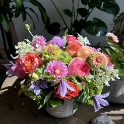 Helen Olivia Flowers - Stunning designers choice summer arrangement featuring dahlias and zinnia