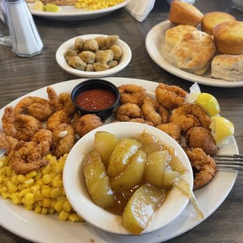 Cracker Barrel - Shrimp - Southern Near Me - Victorville, California