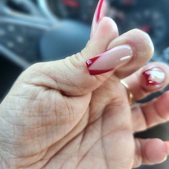 Daisy Nails & Spa - Nail Salons Near Me - Chula Vista, California