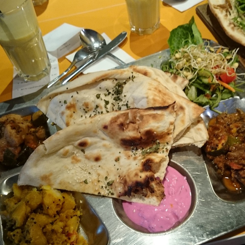 Thafi! Huge portion of food! Thafi! Huge portion of food!
