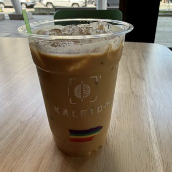 Kaleido Coffee - Iced vanilla latte - Coffee & Tea Near Me - Portland, Oregon