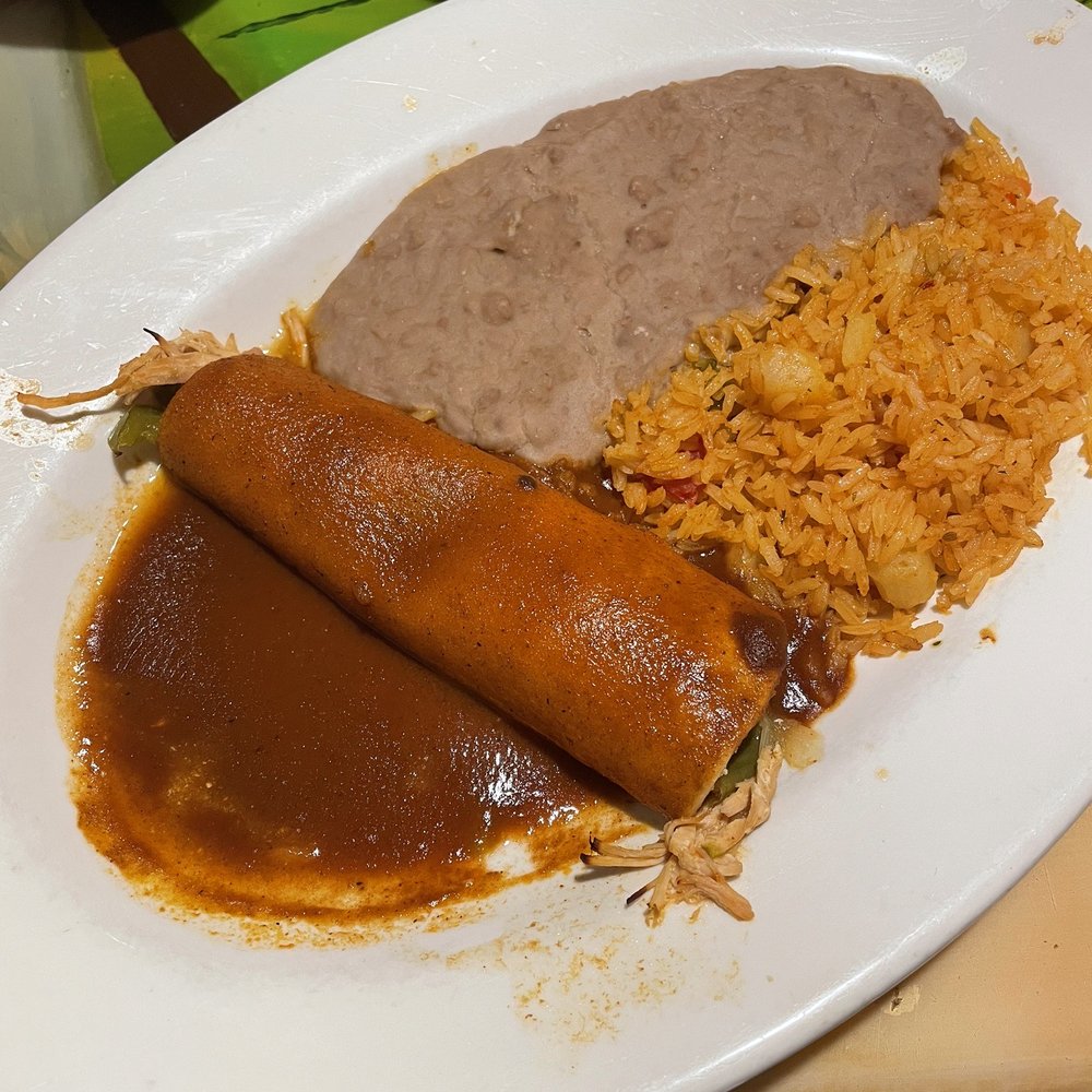 El Agave Mexican Restaurant - Chicken Enchilada - Mexican Near Me - Chattanooga, Tennessee