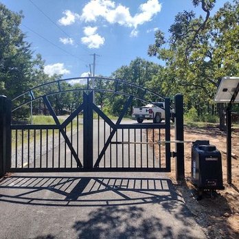 Accolade Access Control - Fences & Gates Near Me - Jenks, Oklahoma