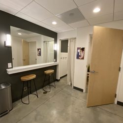 barre3 - Edina - Bathrooms with showers and changing area