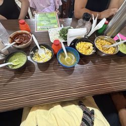 El Paisa 2 - Table toppings