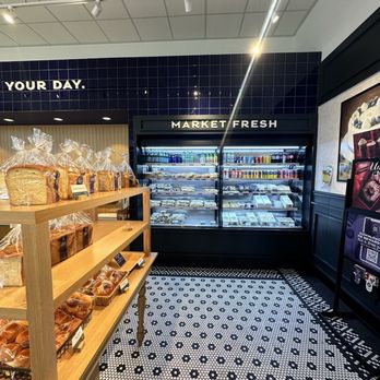 Paris Baguette - Coffee & Tea Near Me - Lynnwood, Washington Paris Baguette - Coffee & Tea Near Me - Lynnwood, Washington