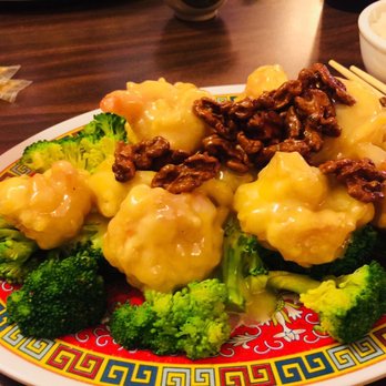 Chan's Garden Restaurant - a plate of chinese food - Chinese Near Me - La Salle, Illinois