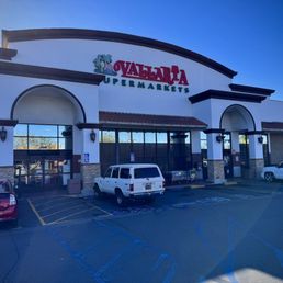 Exterior photo of Vallarta Supermarkets - Canoga Park, California Exterior photo of Vallarta Supermarkets - Canoga Park, California