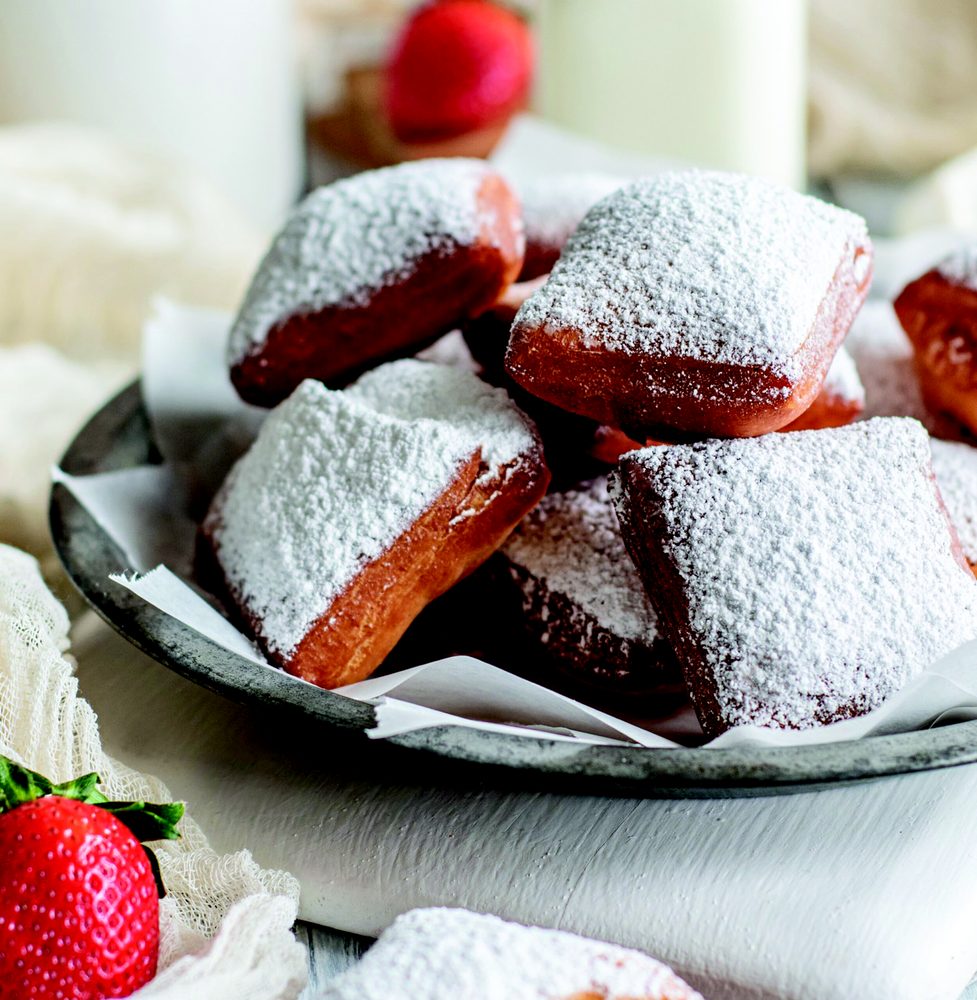 THE QUARTER MARKET Updated July 2024 83 Photos & 35 Reviews 175