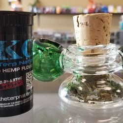 Marianna Smoke Shop