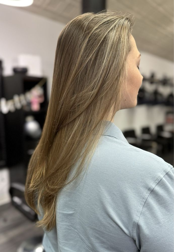 Ashley Mitchell Salon and Spa Logo