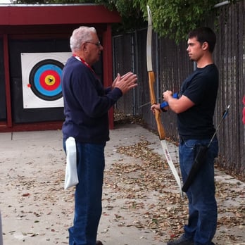 Woodley Park Archers - Getting instructions on form - Archery Near Me - Van Nuys, California Woodley Park Archers - Getting instructions on form - Archery Near Me - Van Nuys, California