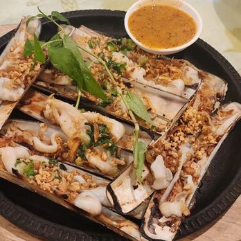 Ocean Grill & Bar - Razor clam - Vietnamese Near Me - Chicago, Illinois Ocean Grill & Bar - Razor clam - Vietnamese Near Me - Chicago, Illinois