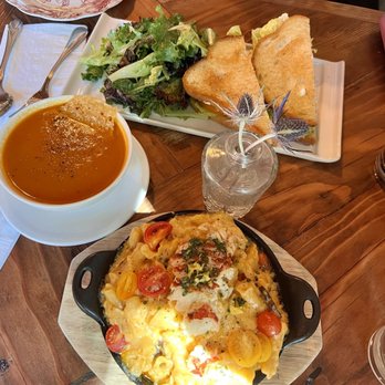 The Rind - Brie LT, Roasted Tomato Soup, The Lobster Mac - New American Near Me - Sacramento, California The Rind - Brie LT, Roasted Tomato Soup, The Lobster Mac - New American Near Me - Sacramento, California