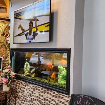 Sabai Thai Kitchen - Tv and fish tank at front of restaurant - Thai Near Me - San Antonio, Texas Sabai Thai Kitchen - Tv and fish tank at front of restaurant - Thai Near Me - San Antonio, Texas