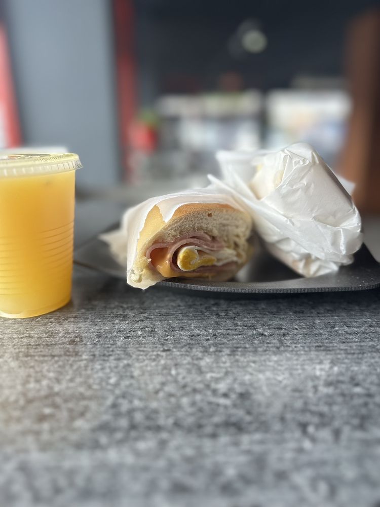 Santa Juanita Bakery Image