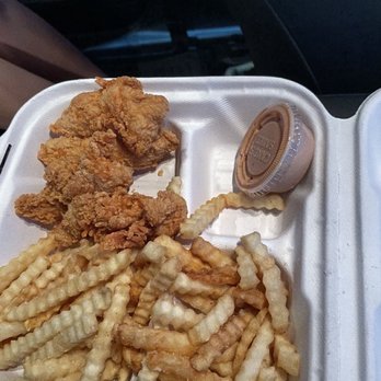 Raising Cane's Chicken Fingers - The Box Combo - 4 Chicken Fingers - Chicken Shop Near Me - Santee, California Raising Cane's Chicken Fingers - The Box Combo - 4 Chicken Fingers - Chicken Shop Near Me - Santee, California