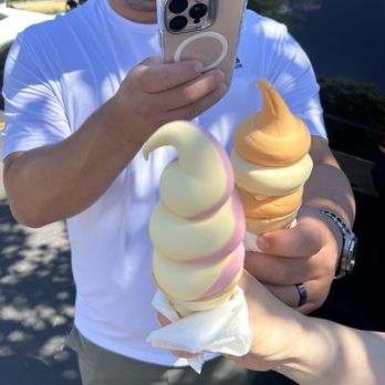 Meadowlark Dairy - Ice Cream & Frozen Yogurt Near Me - Pleasanton, California