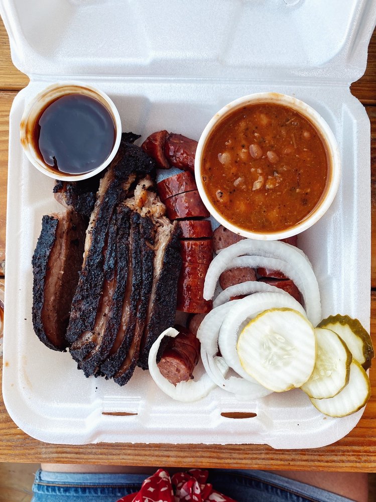 Firehole Bar-B-Que Logo