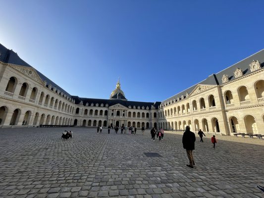 Hôtel des Invalides by null
