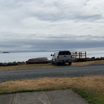 1. Deep Bay RV Park