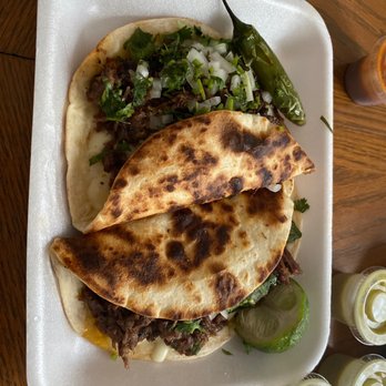 Los Arcos Taqueria - Barbacoa gringas tacos - Food Stands Near Me - Austin, Texas Los Arcos Taqueria - Barbacoa gringas tacos - Food Stands Near Me - Austin, Texas