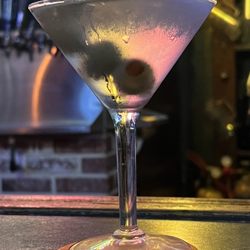 O'Malleys Bar - And sometimes you are just in a mood for a great Martini.