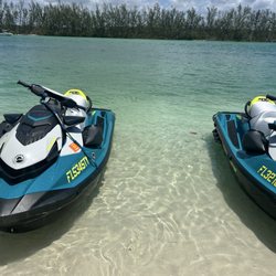 2 jet ski