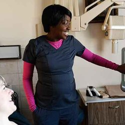 MKE Dentures & Implants