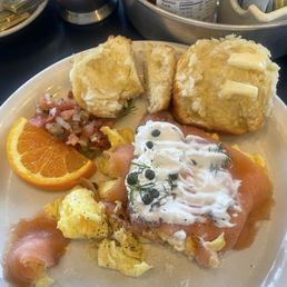Great food but Yelp is not letting me write my long, positive review! Please try this place it's amazing