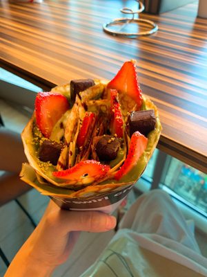 T-Swirl Crepe by null