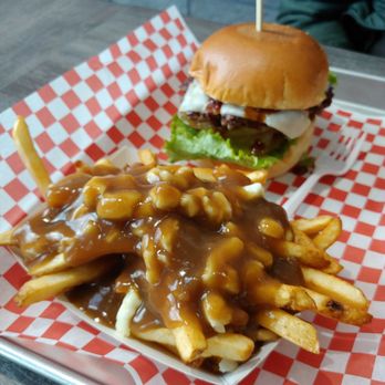 Gladiator Burger & Steak - Sunrise burger and med poutine - Burgers Near Me - Oakville, Ontario