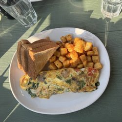 Smitty's - Swiss spinach omelette
