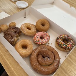 Within 10 minutes, our dozen was almost gone