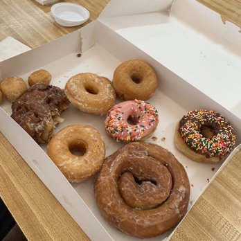 Daylight Donuts - Within 10 minutes, our dozen was almost gone - Donuts Near Me - Alamogordo, New Mexico