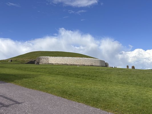 Newgrange by null