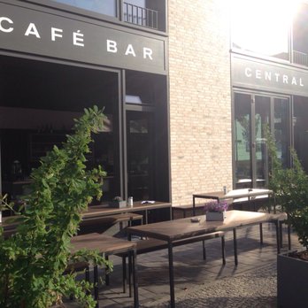 Café Bar Central - das Café - Cafes Near Me - Berlin, BE