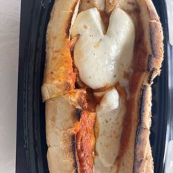 The Angry Egg - Grilled chicken with vodka sauce and mozzarella