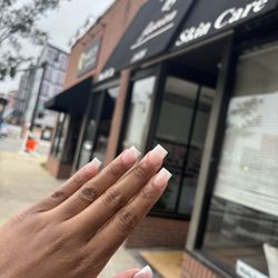 Nail Bar by Jessica - French tips