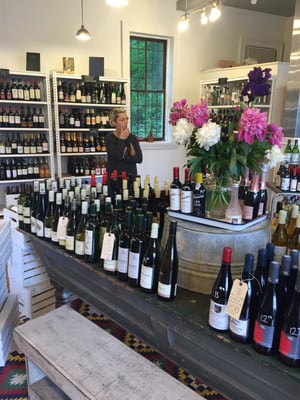 Kingston Wine Co. by null