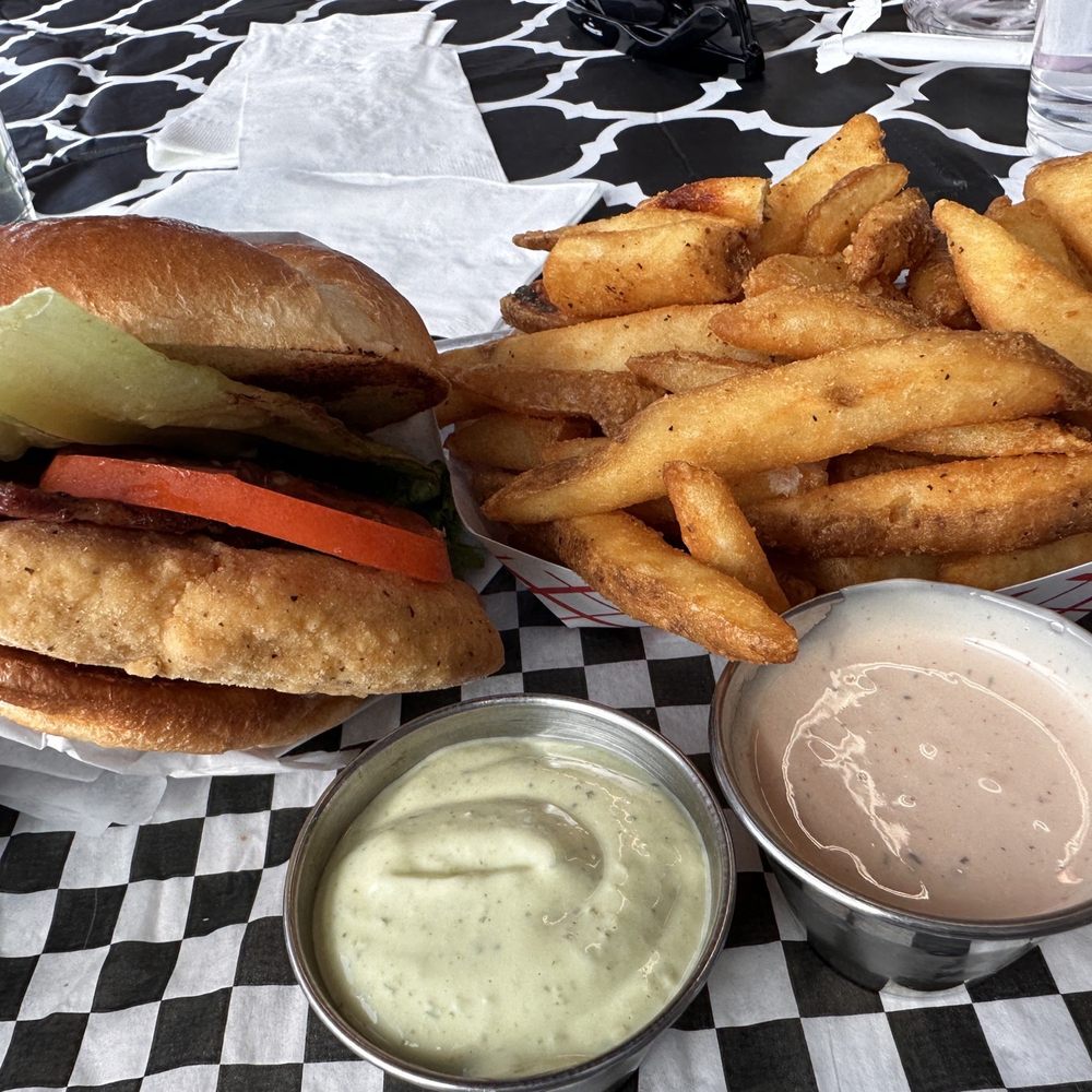Skosh - Chicken sandwich with fries, Skosh sauce, and ranch - Burgers Near Me - Waldport, Oregon Skosh - Chicken sandwich with fries, Skosh sauce, and ranch - Burgers Near Me - Waldport, Oregon