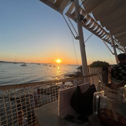 Mint Lounge - Sunset