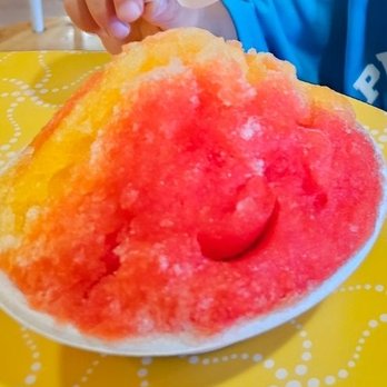 Wahine Kai - Shaved ice with orange, passion fruit, and guava - Shaved Ice Near Me - San Diego, California