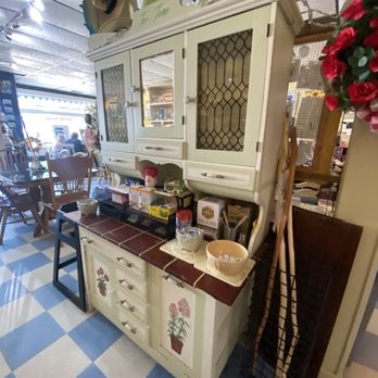 Baba's Attic and Coffeehouse - Cafes Near Me - Mundare, Alberta Baba's Attic and Coffeehouse - Cafes Near Me - Mundare, Alberta
