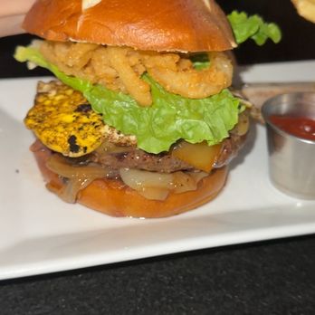 The Hangry Bison - The doddzilla - New American Near Me - Winter Park, Florida