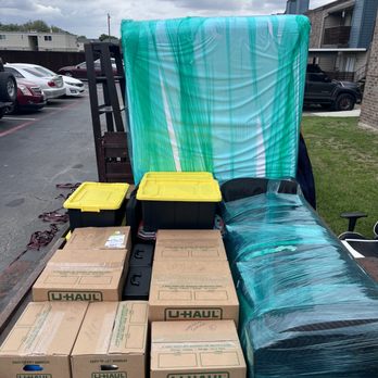 College Moving Nerds - A quick move within the same apartment complex! - Movers Near Me - Dallas, Texas