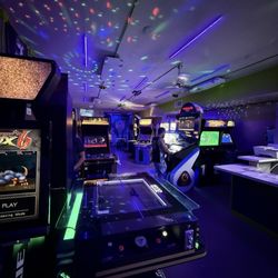Flynn's Arcade & More