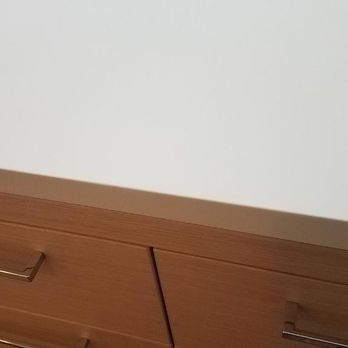 Quartz kitchen island (After)