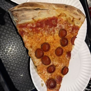 Pizza Ponte - Pepperoni pizza - Italian Near Me - Lake Buena Vista, Florida Pizza Ponte - Pepperoni pizza - Italian Near Me - Lake Buena Vista, Florida