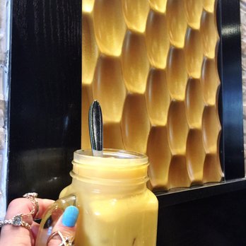 Sugar Marmalade - Royal mango drink! Yum! - Desserts Near Me - Toronto, Ontario